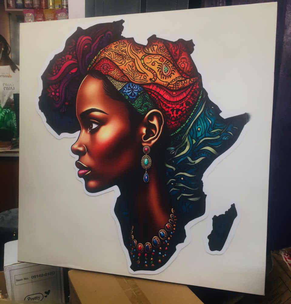 African Heritage Woman Wall Art ( 20×24 canvas frame )